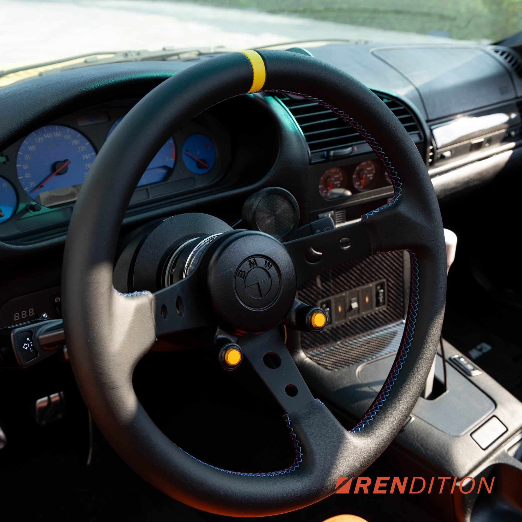 KAWAII FITMENT. steering wheel ver02 レザー UTVMA Octane Leather Steering Wheel With Hub (Polaris, Can Am