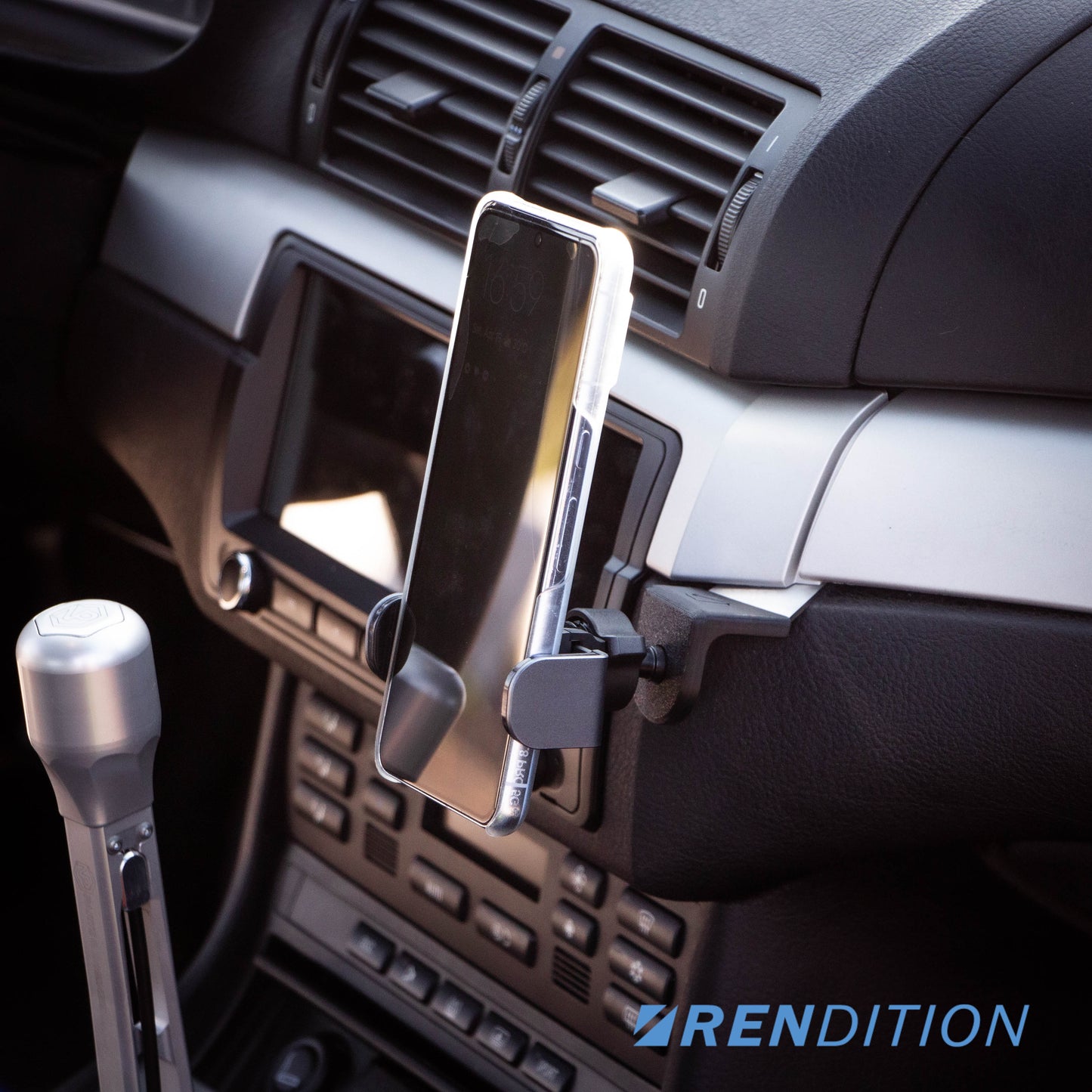 lose-up of Rendition phone mount on E46 interior