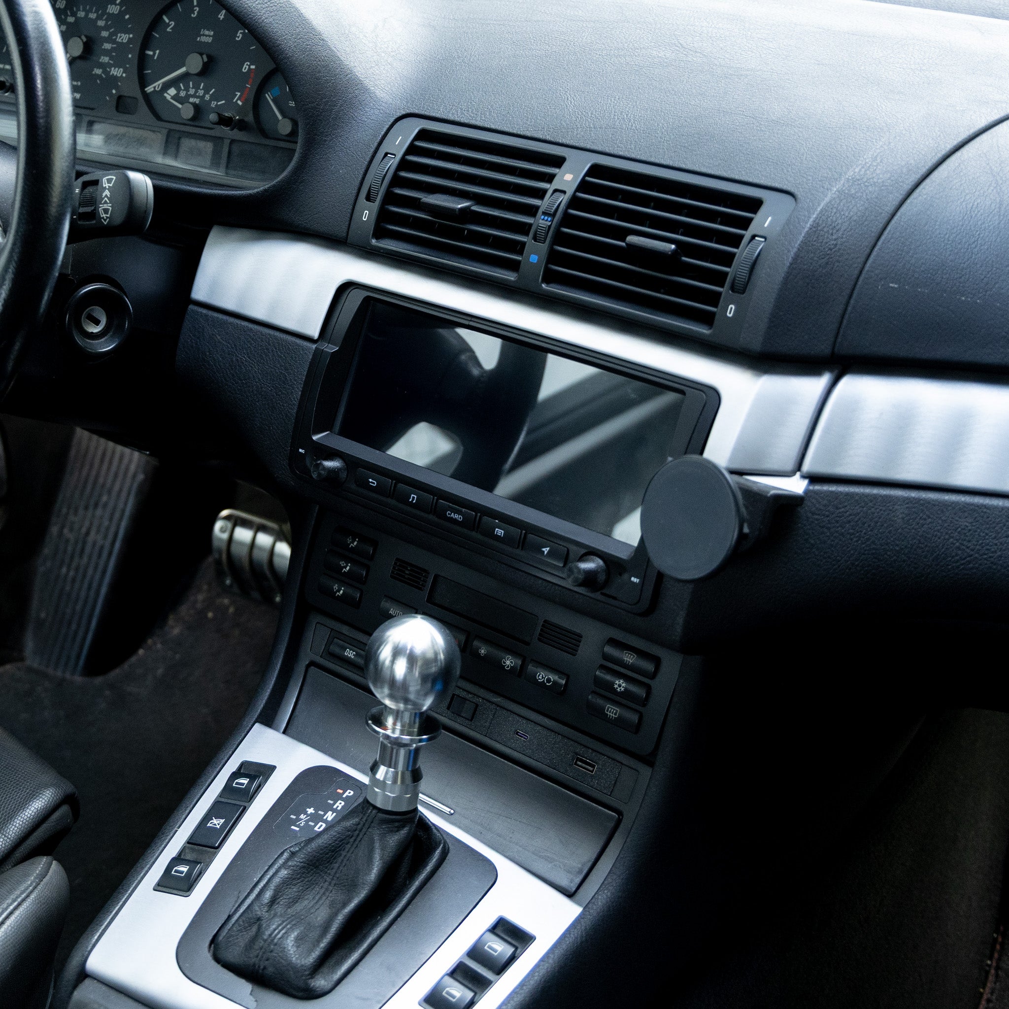 BMW E46 Multimedia Head Unit with CarPlay + Android Auto