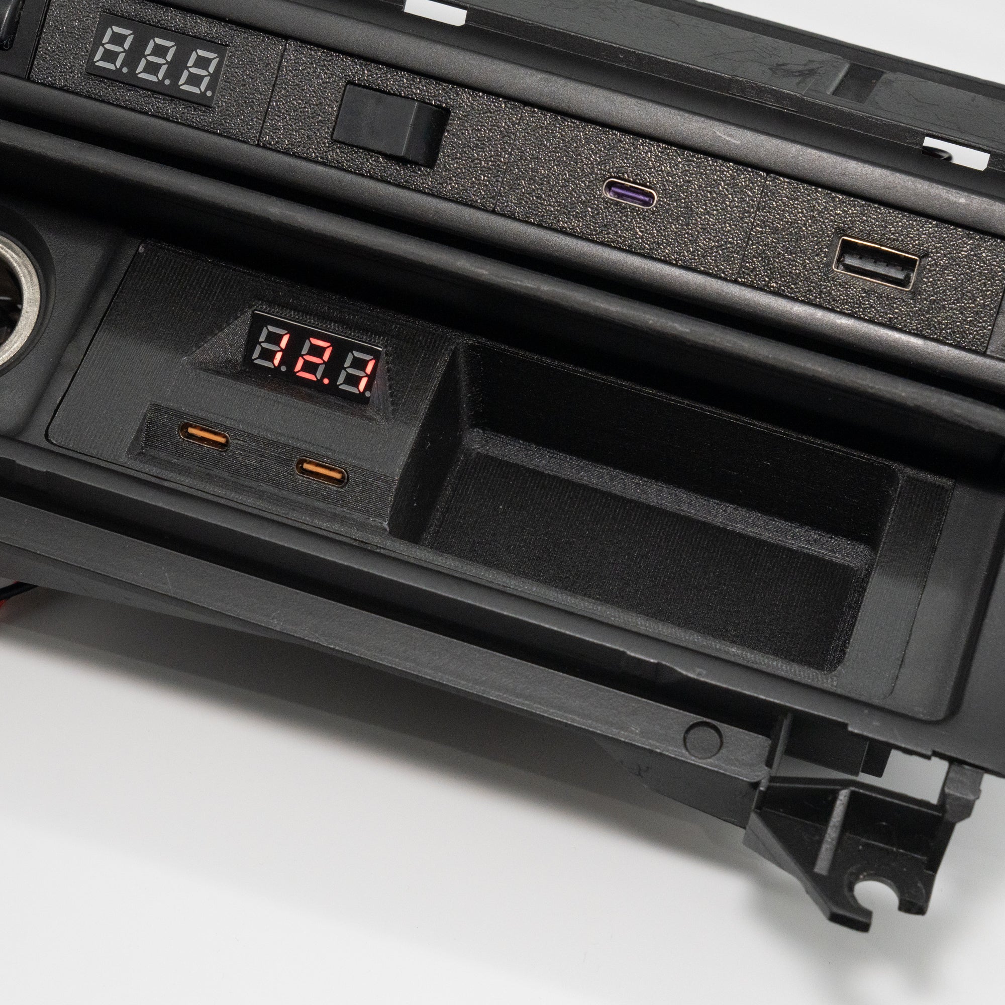 BMW E46 Ashtray USB Charger & Storage V3