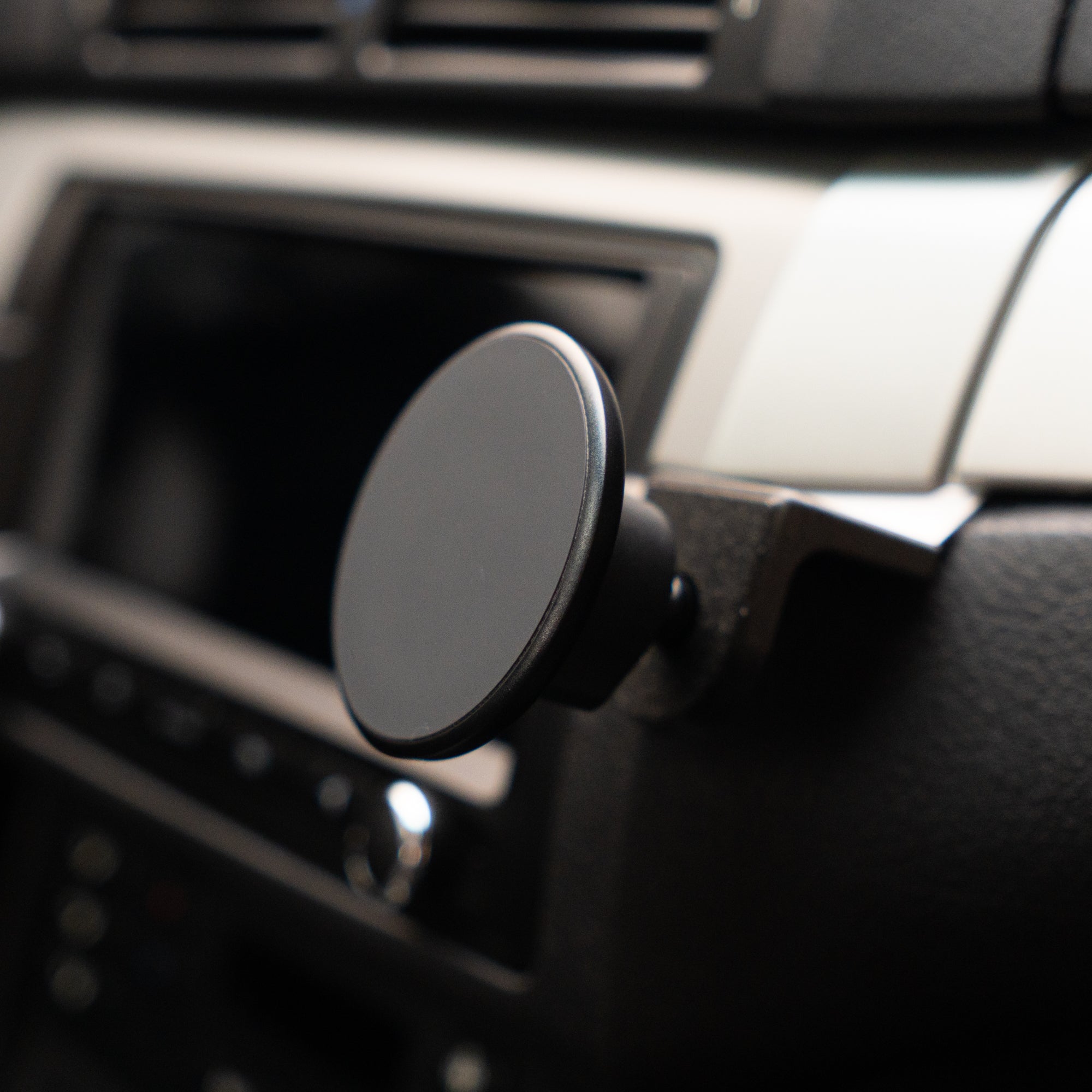 BMW E46 Phone Mount | Rendition E46 Dash Mount Phone Holder V3