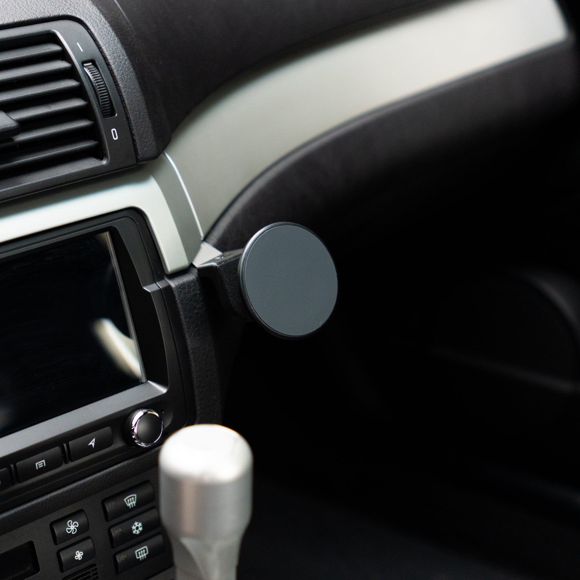 BMW E46 Phone Mount | Rendition E46 Dash Mount Phone Holder V3
