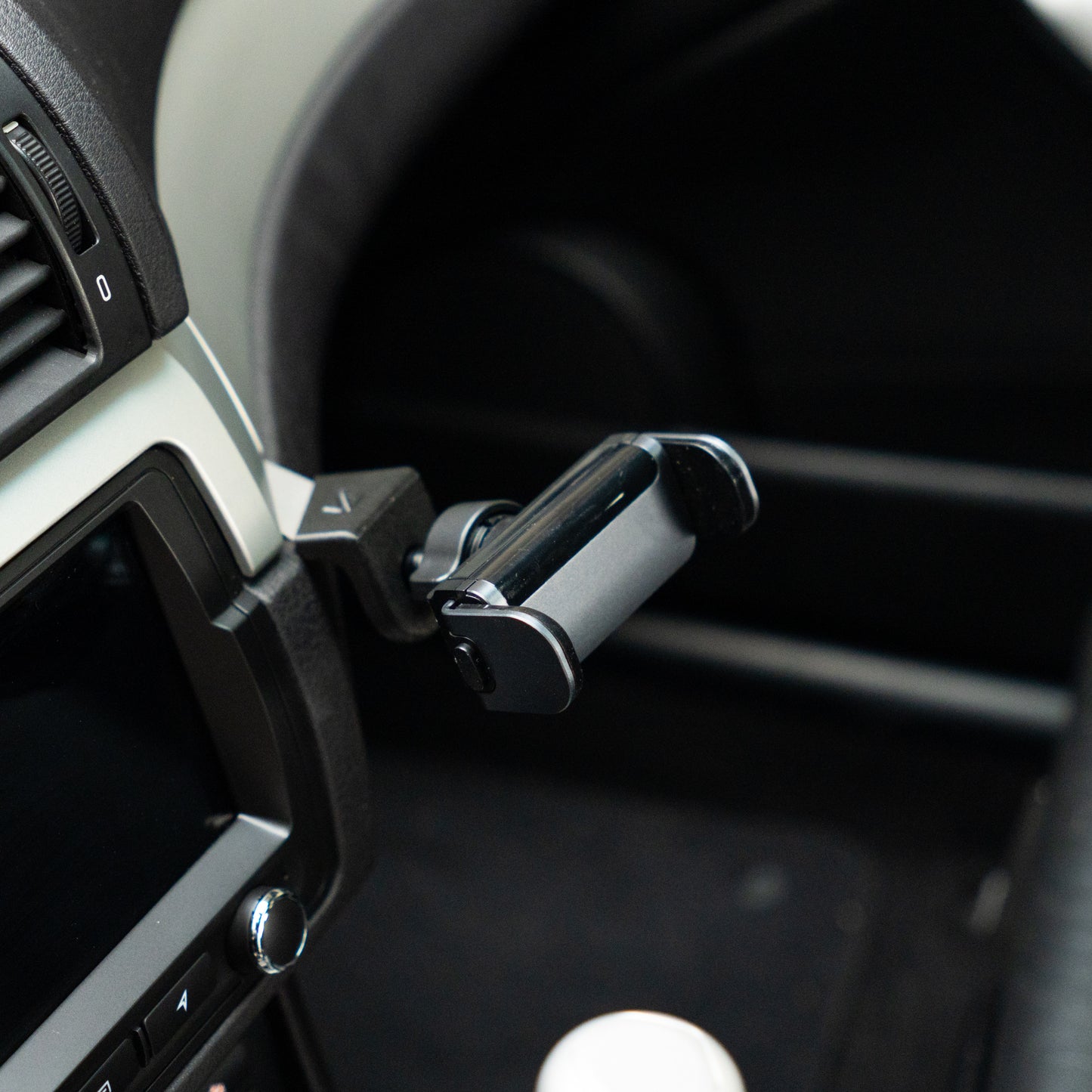BMW E46 Phone Mount