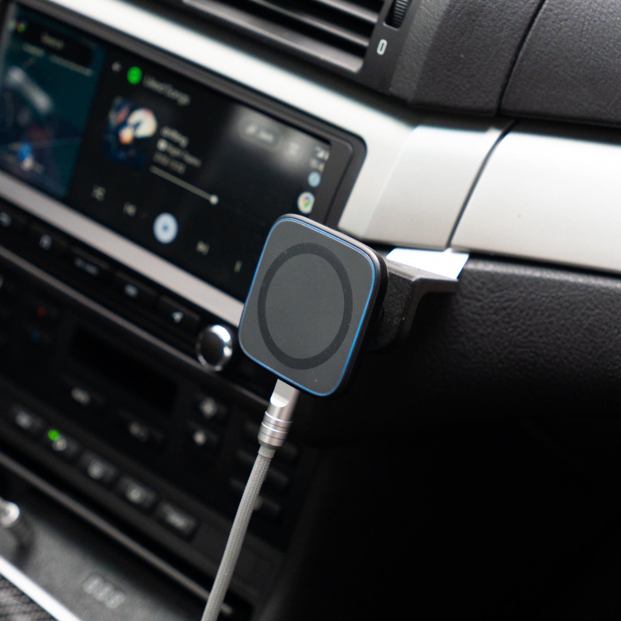 BMW E46 Phone Mount | Rendition E46 Dash Mount Phone Holder V3