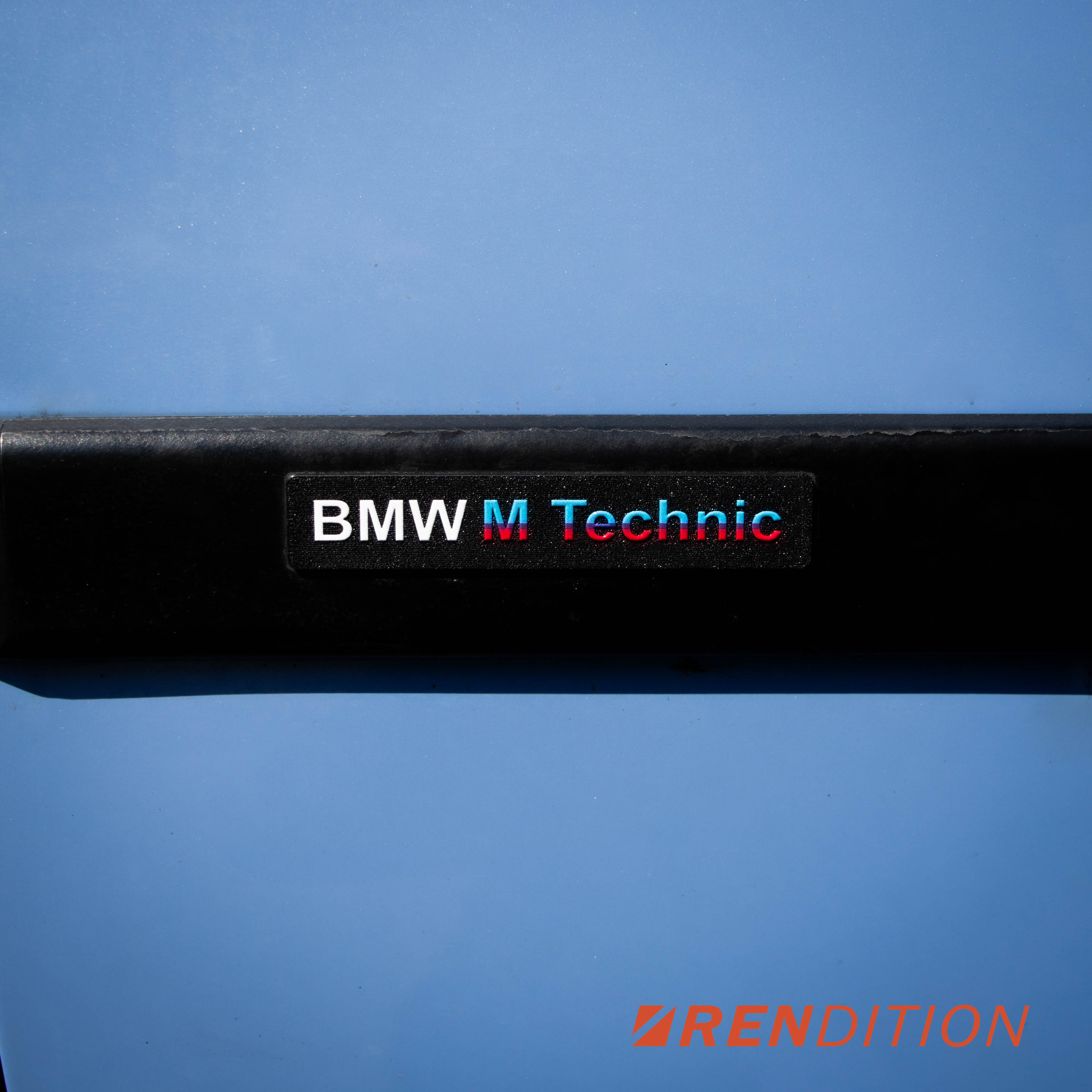 BMW E36 SIDE EMBLEM