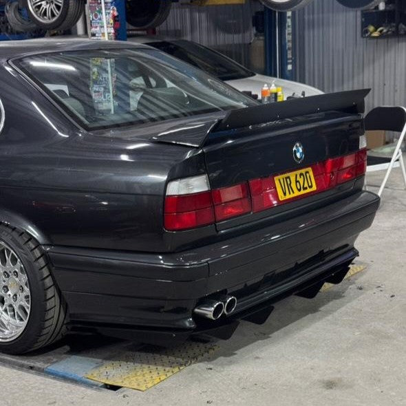 BMW E34 REAR DIFFUSER KIT V2