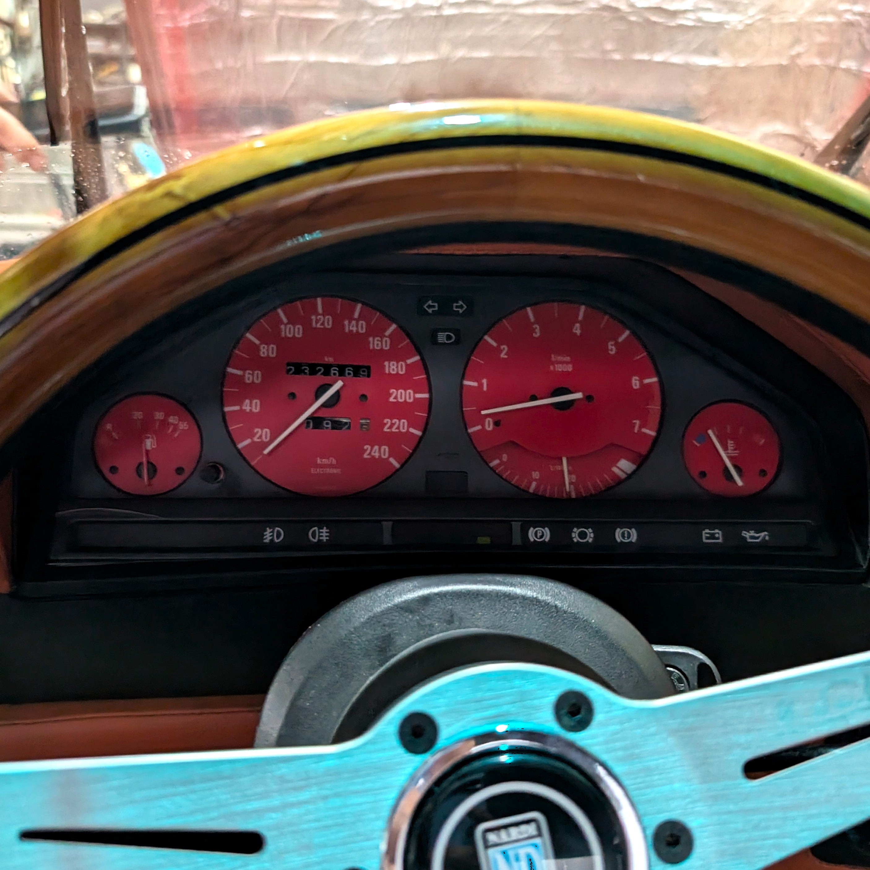 BMW E30 custom gauge overlay with UV-coated face and color options