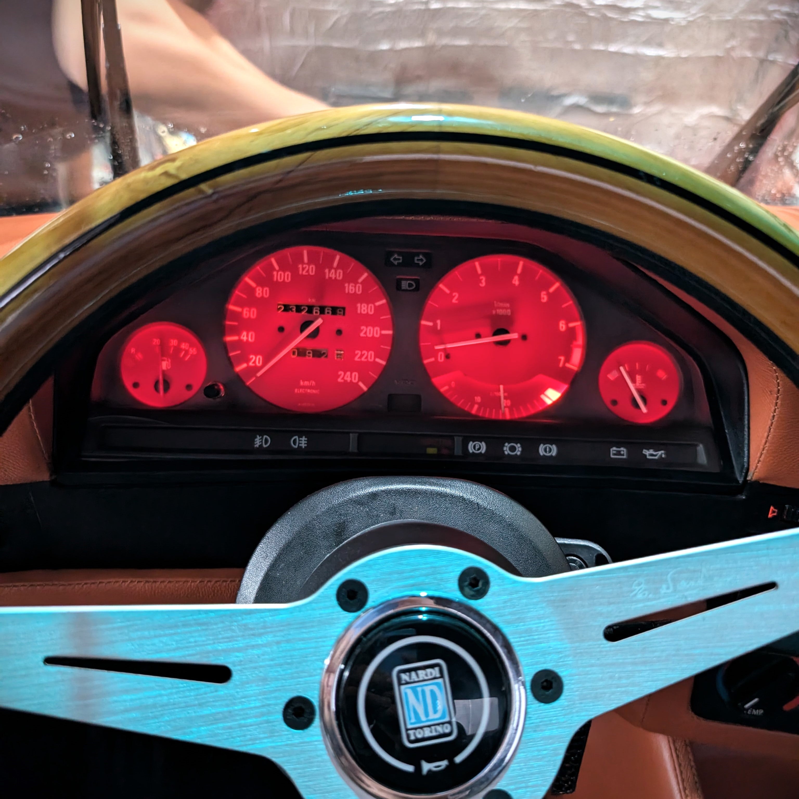 BMW E30 custom gauge overlay with UV-coated face and color options