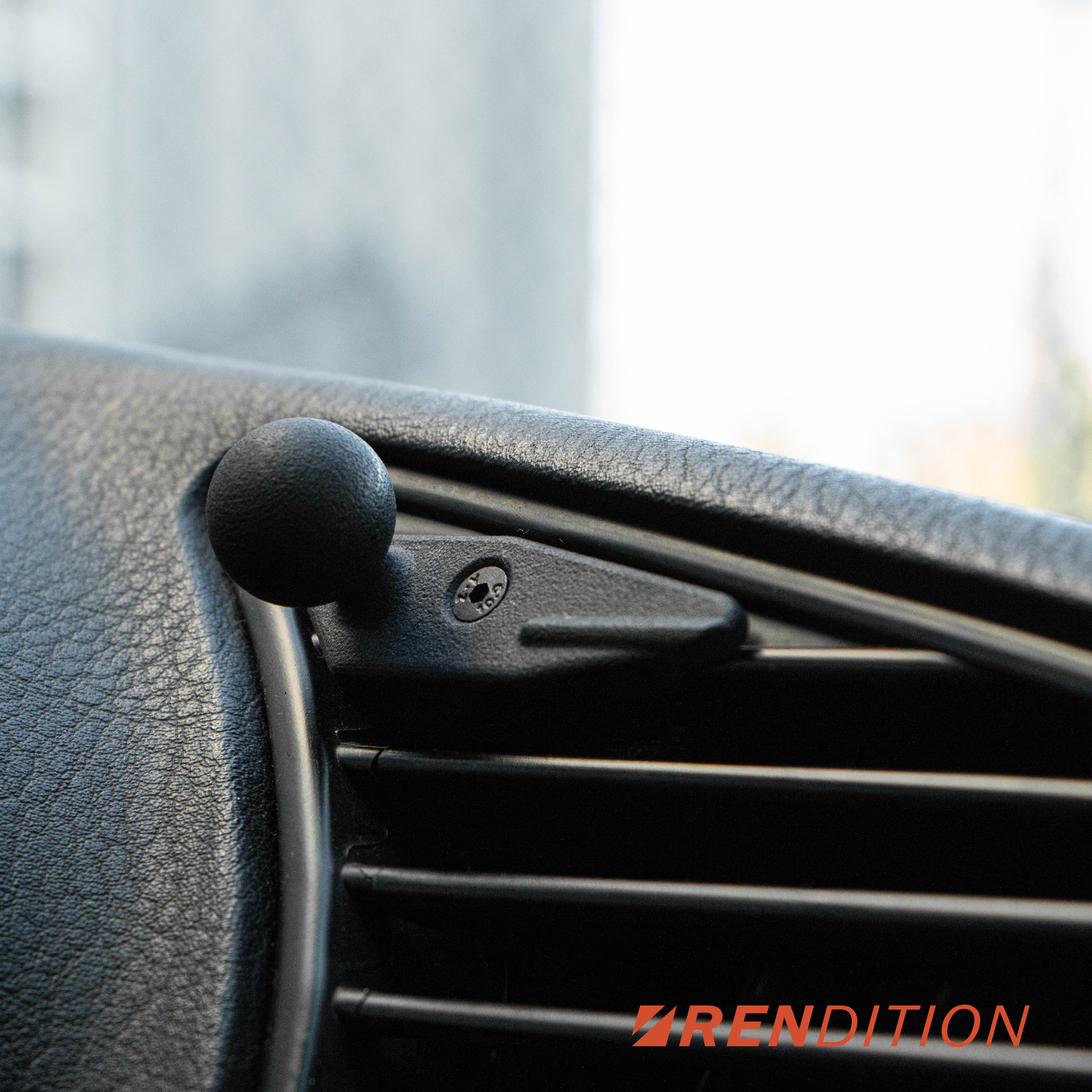 Precision-cut 17mm ball joint attachment for E36 dash phone mount