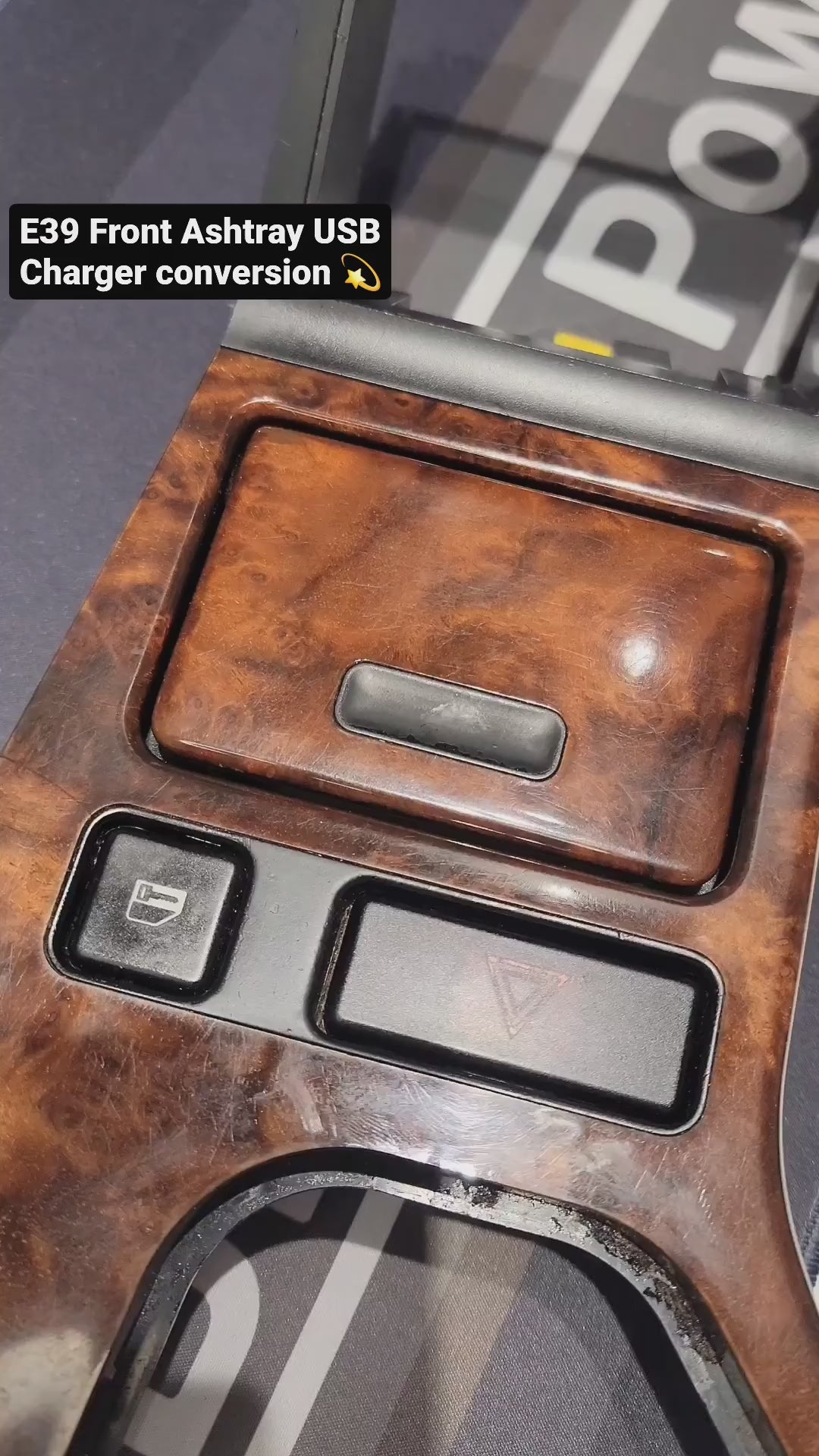 BMW E39 前置 USB 充電模組 V4 – 煙灰缸替換零件